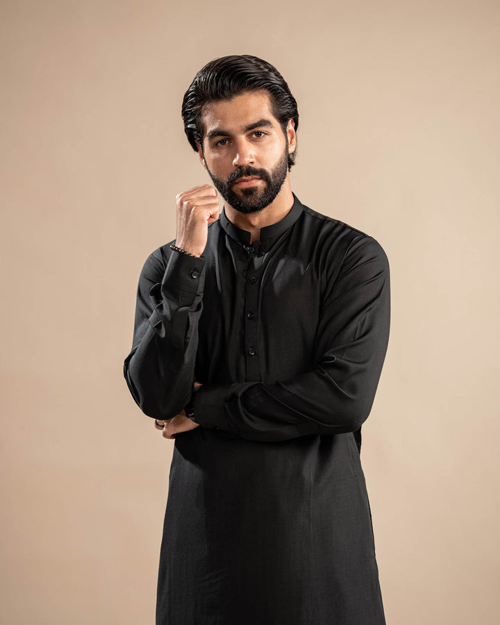 Black Shalwar kameez