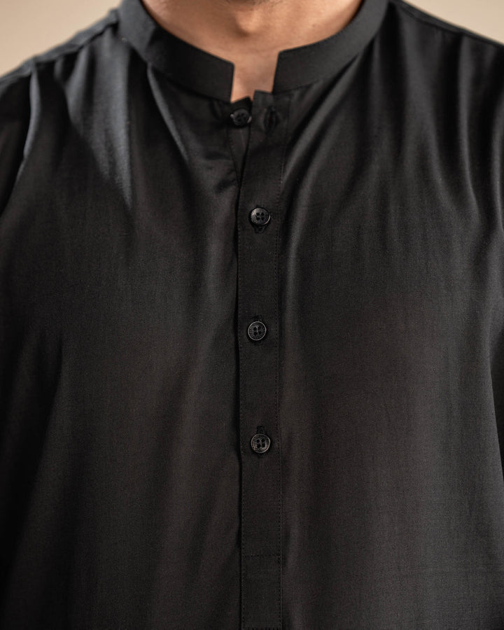 Black Shalwar kameez