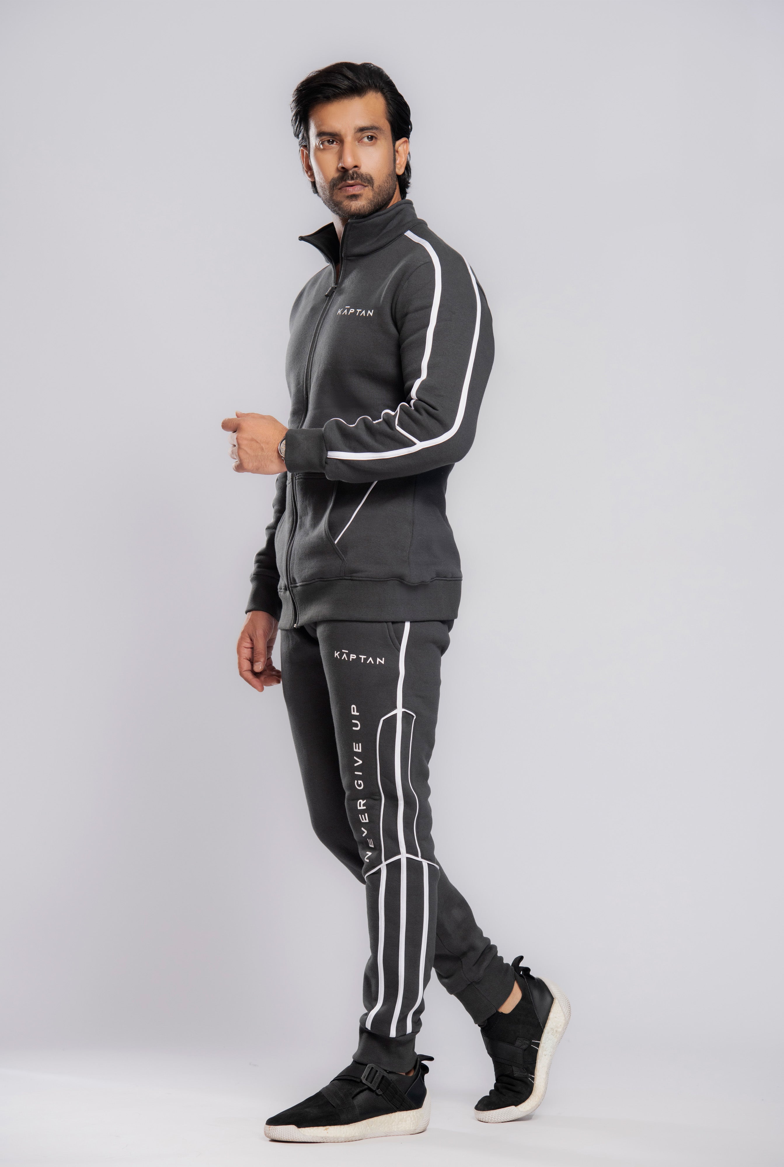 Liverpool Tracksuit Grey | Kaptan