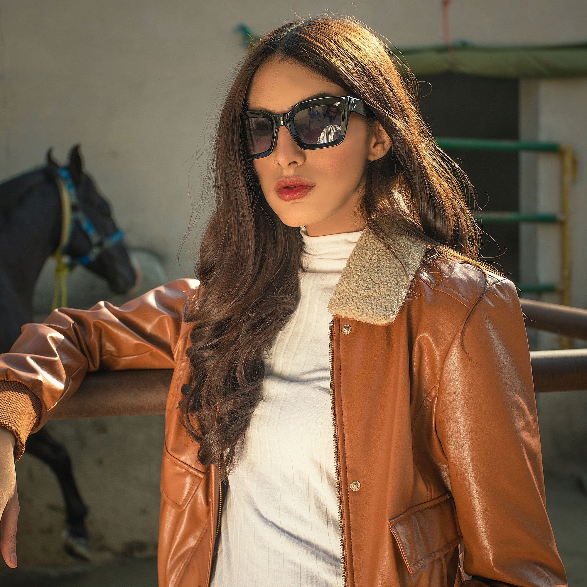 Long leather jacket with fur collar hotsell